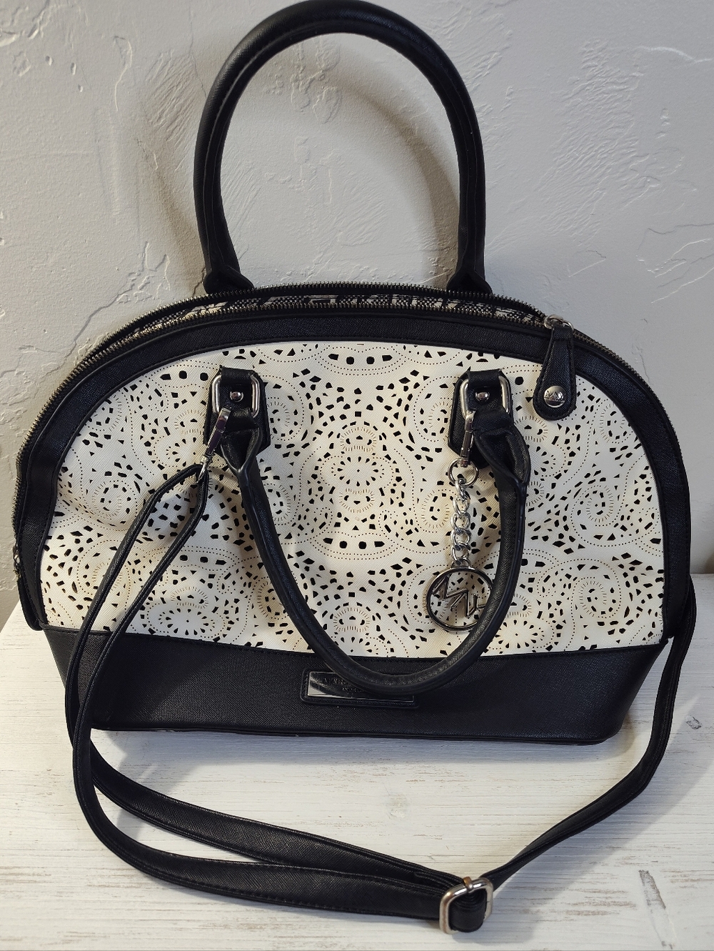 MARC NEW YORK x LARGE HANDBAG PURSE BLK/White